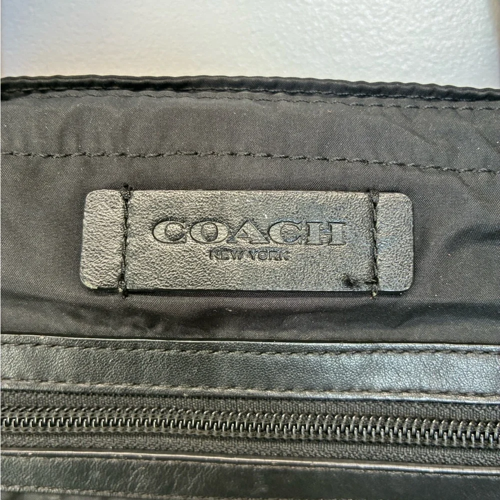 Coach stylish black